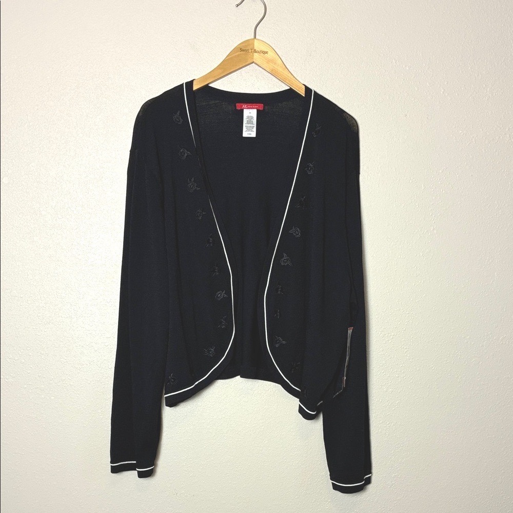 New ANNE KLEIN Size 3X Black Embroidered Open Front Dressy Cardigan Elegant